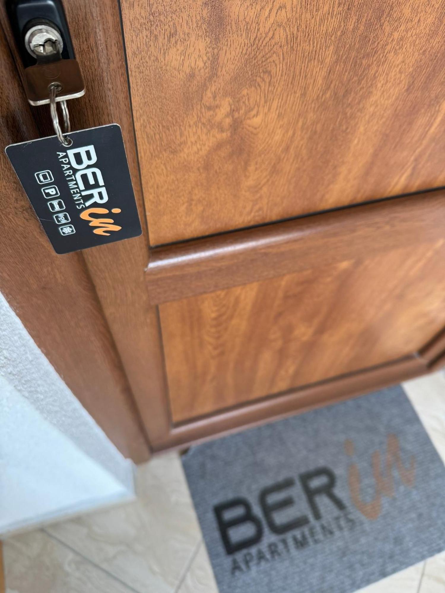 Berin Apartments Улцинь Екстер'єр фото