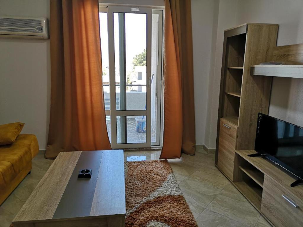 Berin Apartments Улцинь Екстер'єр фото