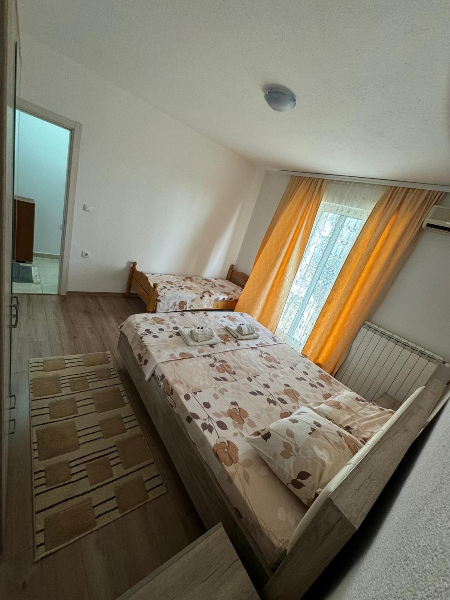 Berin Apartments Улцинь Екстер'єр фото