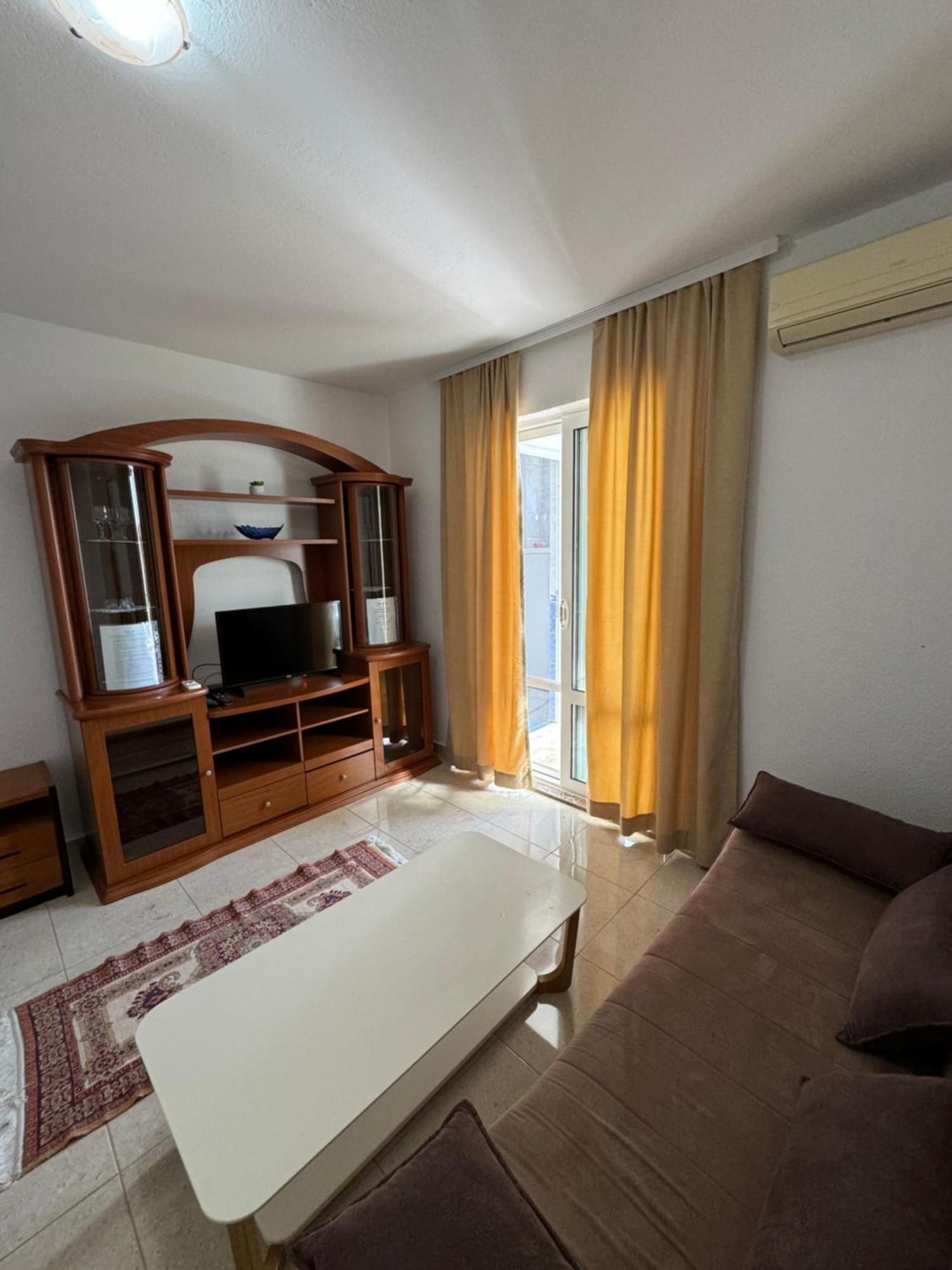 Berin Apartments Улцинь Екстер'єр фото